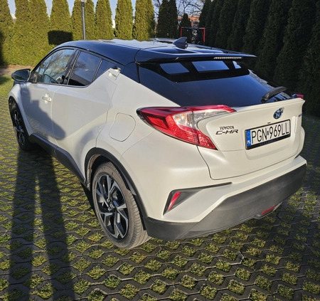 Toyota C-HR cena 94900 przebieg: 32000, rok produkcji 2019 z Gniezno małe 106